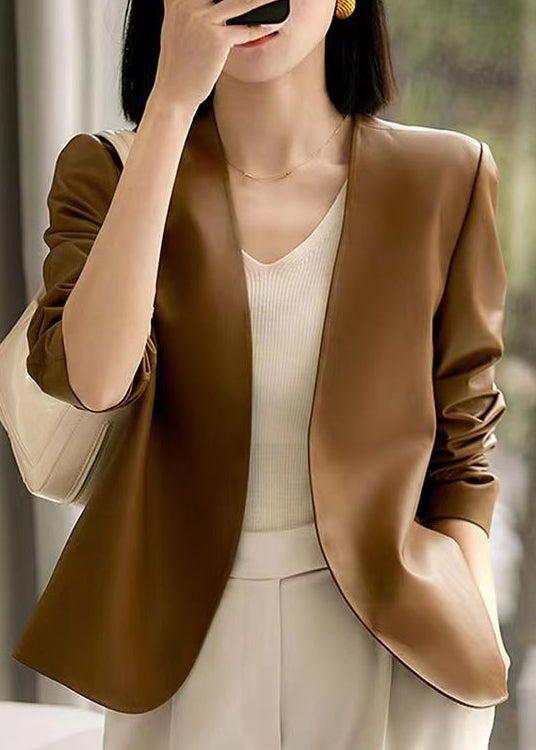 Gracefully Styled Coat for Any Occasion