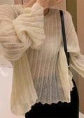 Effortlessly Elegant Sweater with a Timeless Design