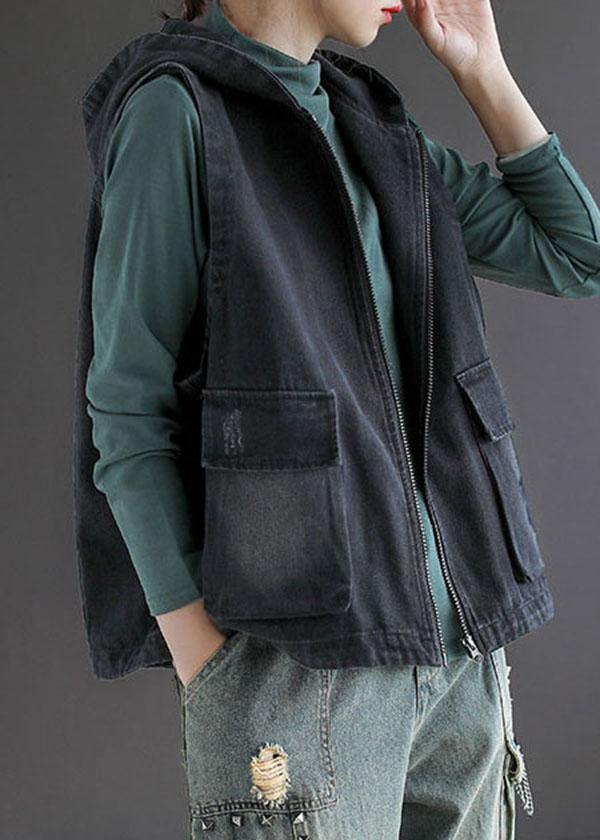 Elegantly Styled Coat for Everyday Wear