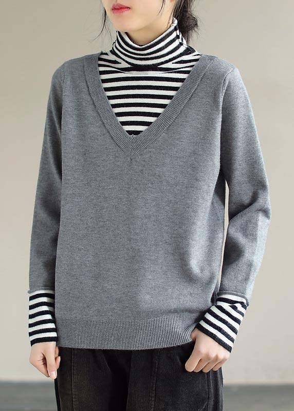 Effortlessly Elegant Sweater with a Timeless Design