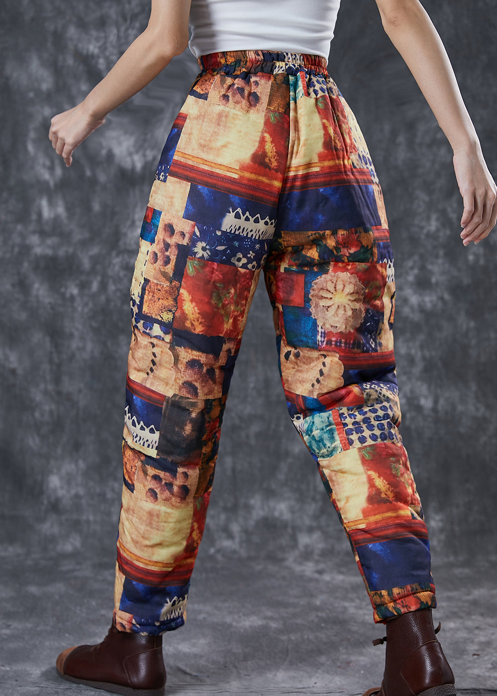 Well Tailored Pants with a Graceful Silhouette