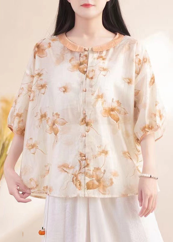 Well Tailored Shirt with a Graceful Silhouette