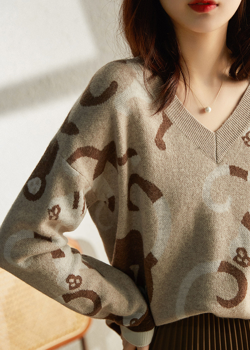 Classic Vintage Sweater with a Flattering Fit