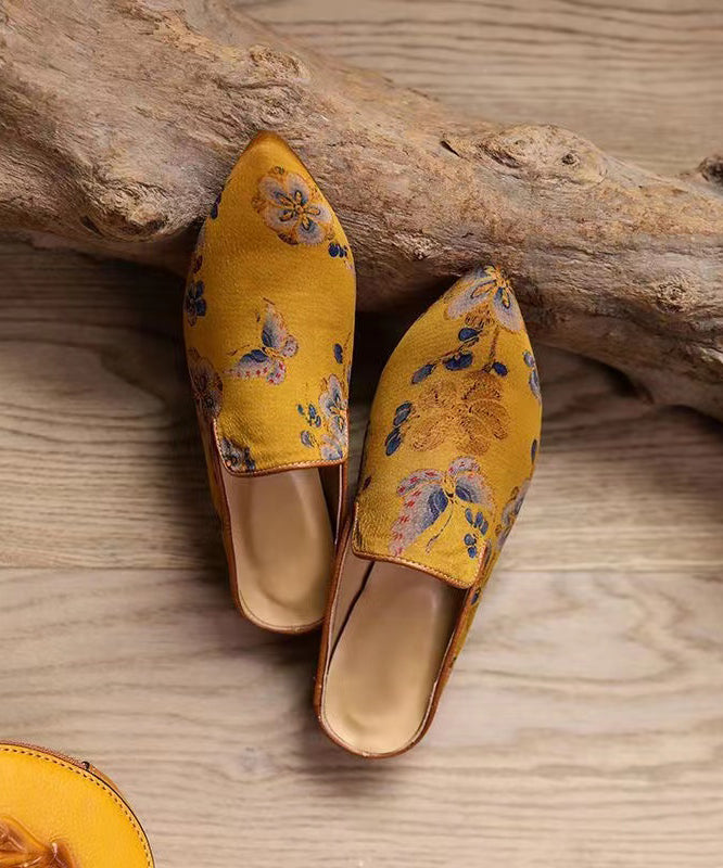 Chic Orthopedic Sandals with Unique Design
