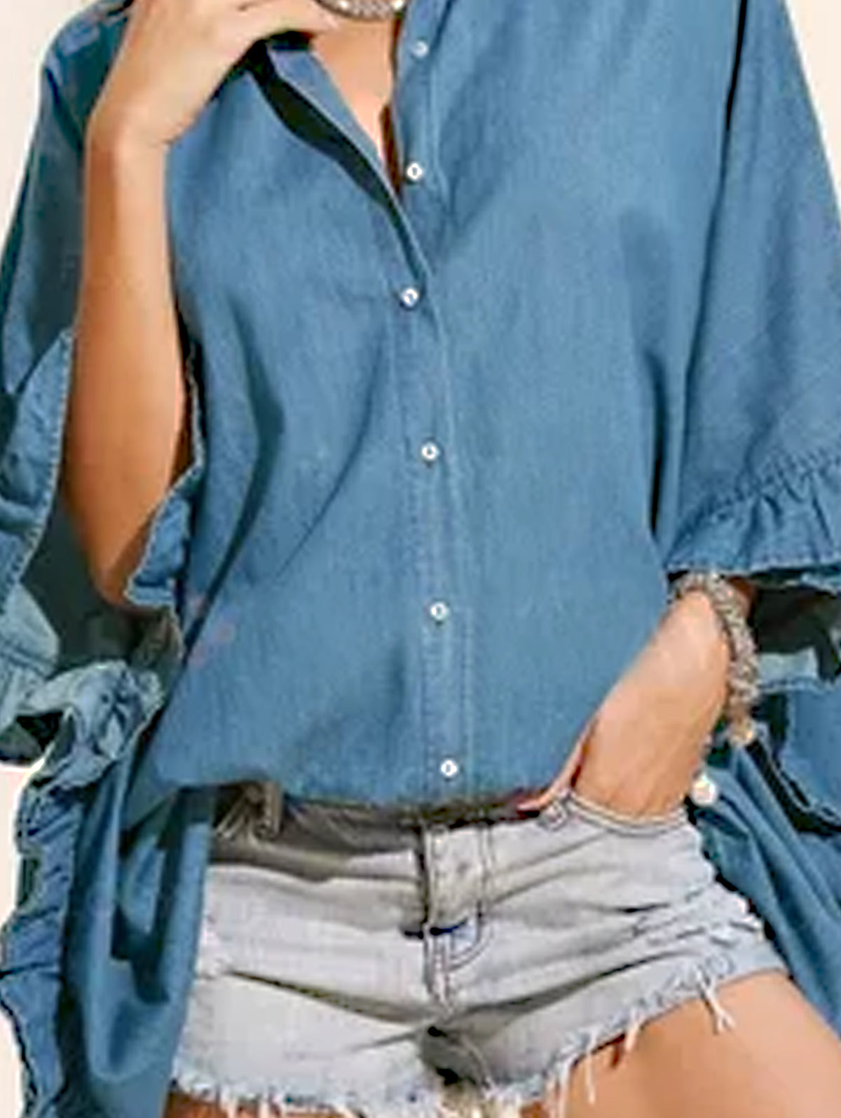 Polished Blouse with an Effortless Classic Look