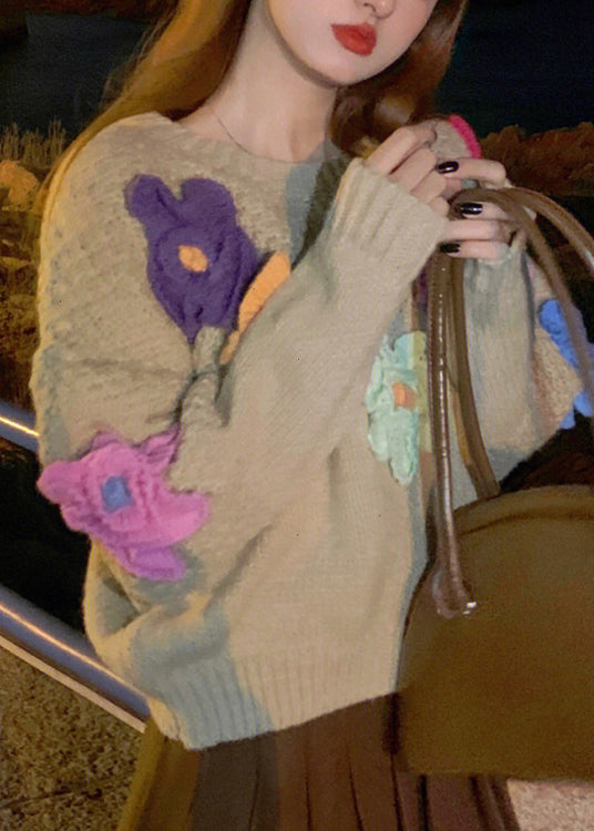 Beautifully Finished Sweater in a Timeless Design