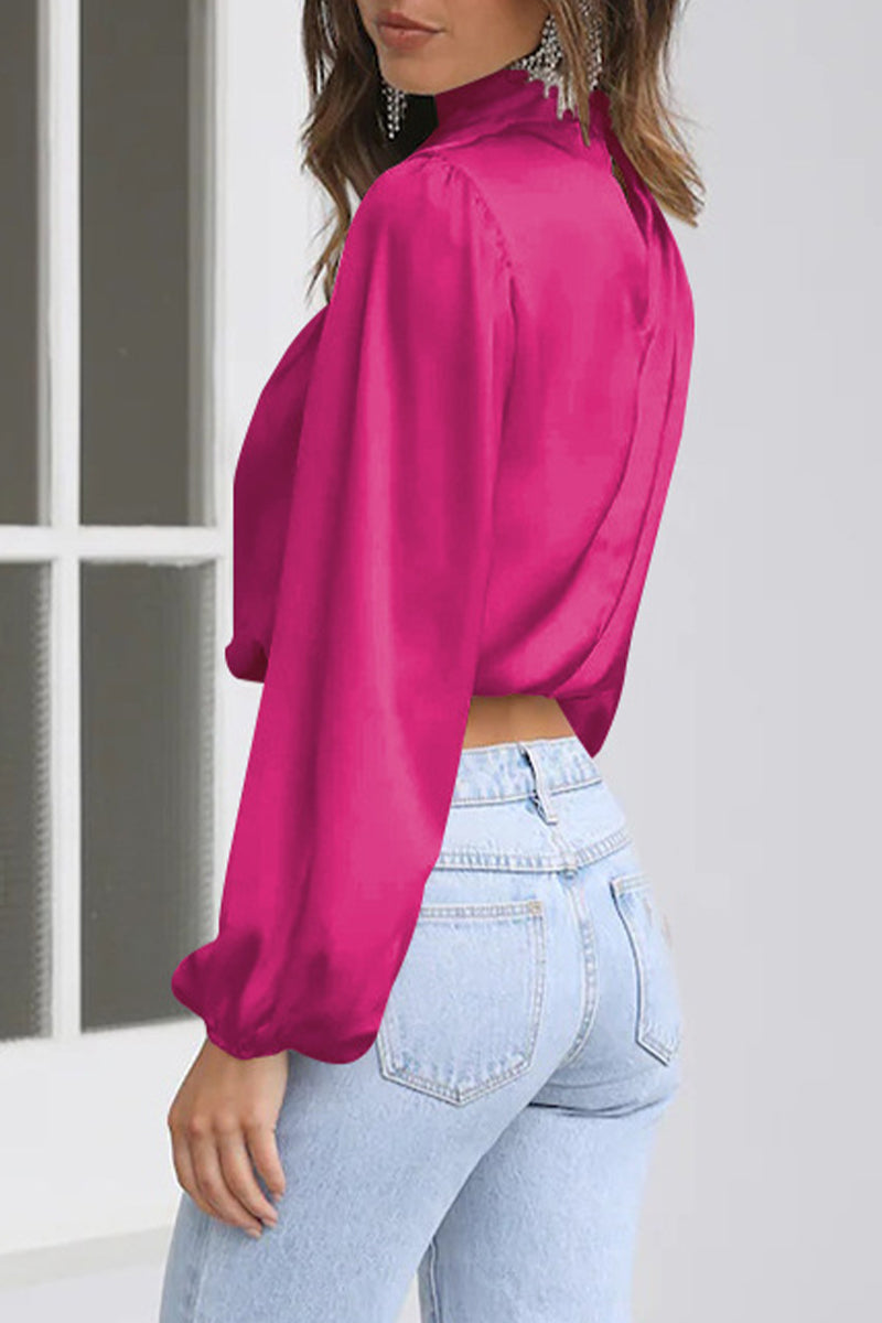 Effortlessly Elegant Top with a Timeless Design