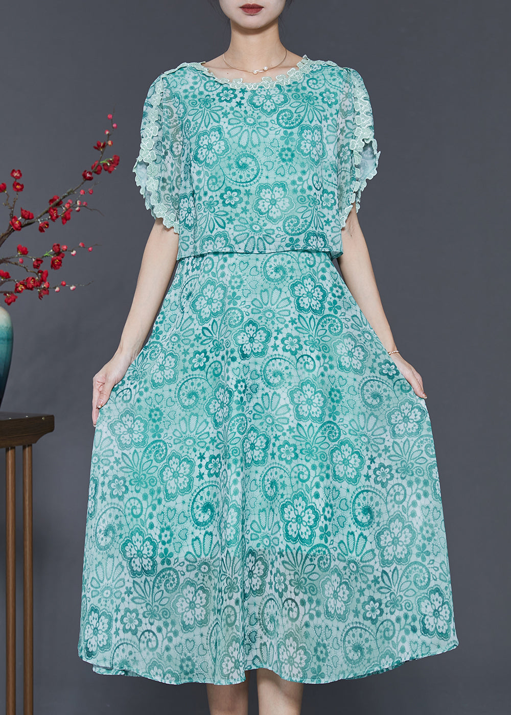 Classic Vintage & Enduringly Stylish Dress