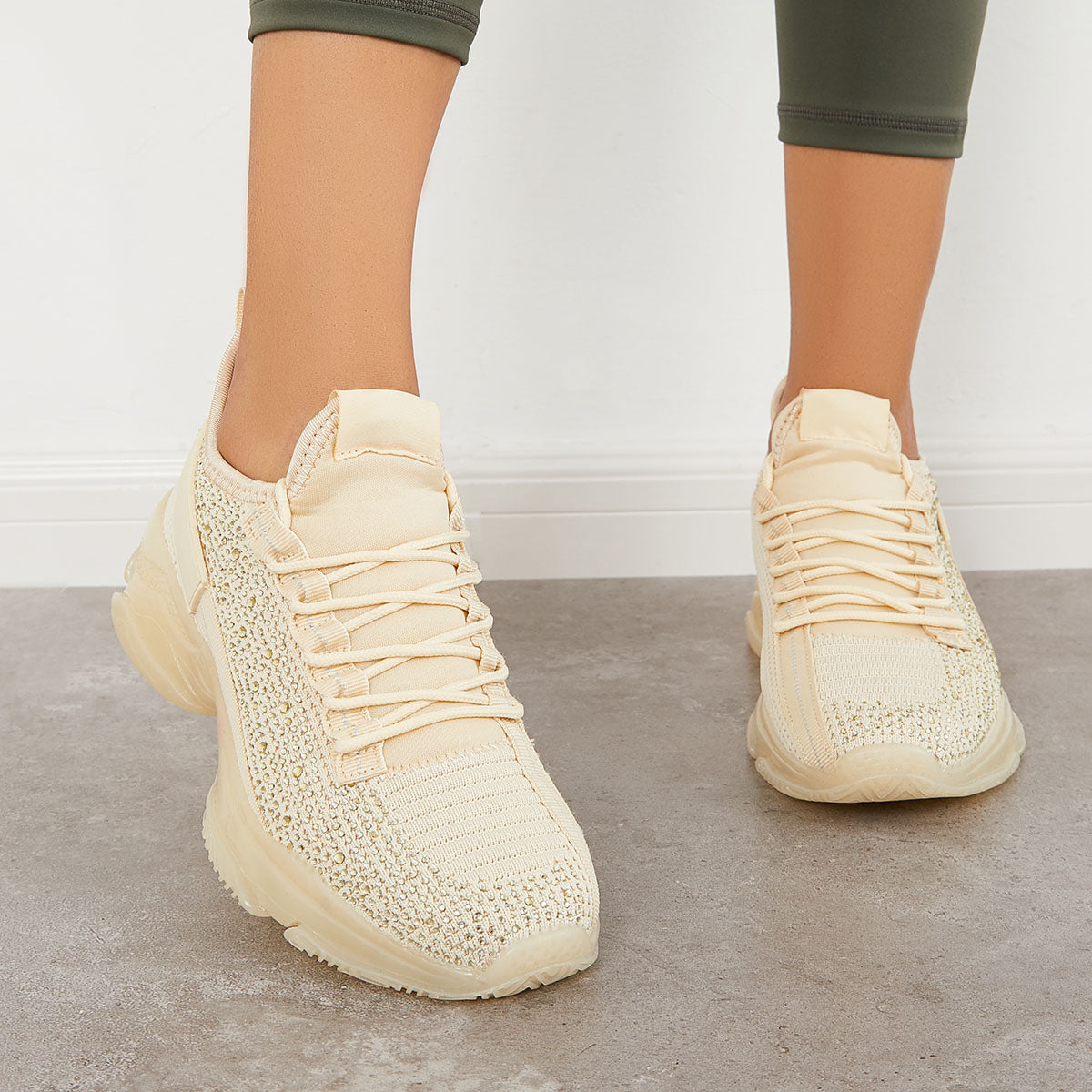 Classic Orthopedic Sneakers with Timeless Style