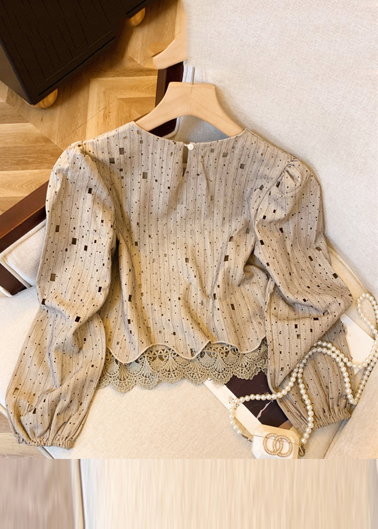 Elegantly Styled Shirt for Everyday Wear