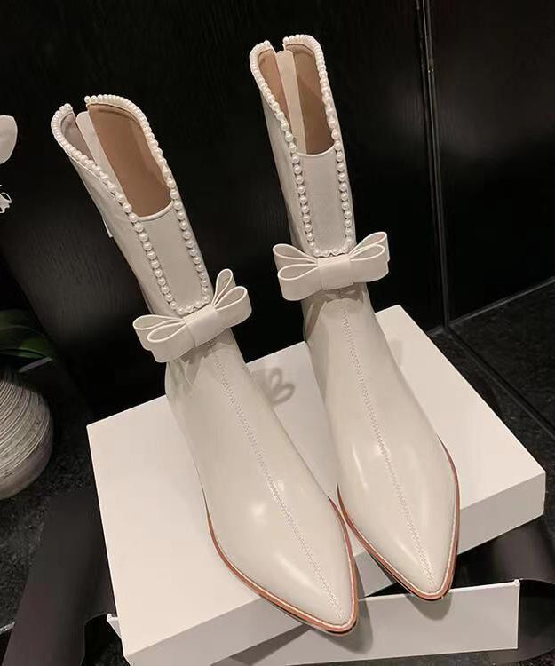 Graceful Orthopedic Boots for Modern Look