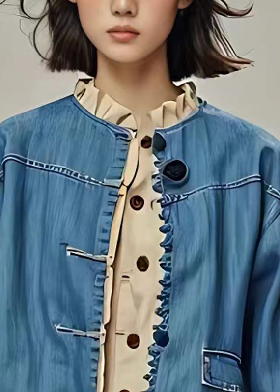 Effortlessly Elegant Coat with a Timeless Design