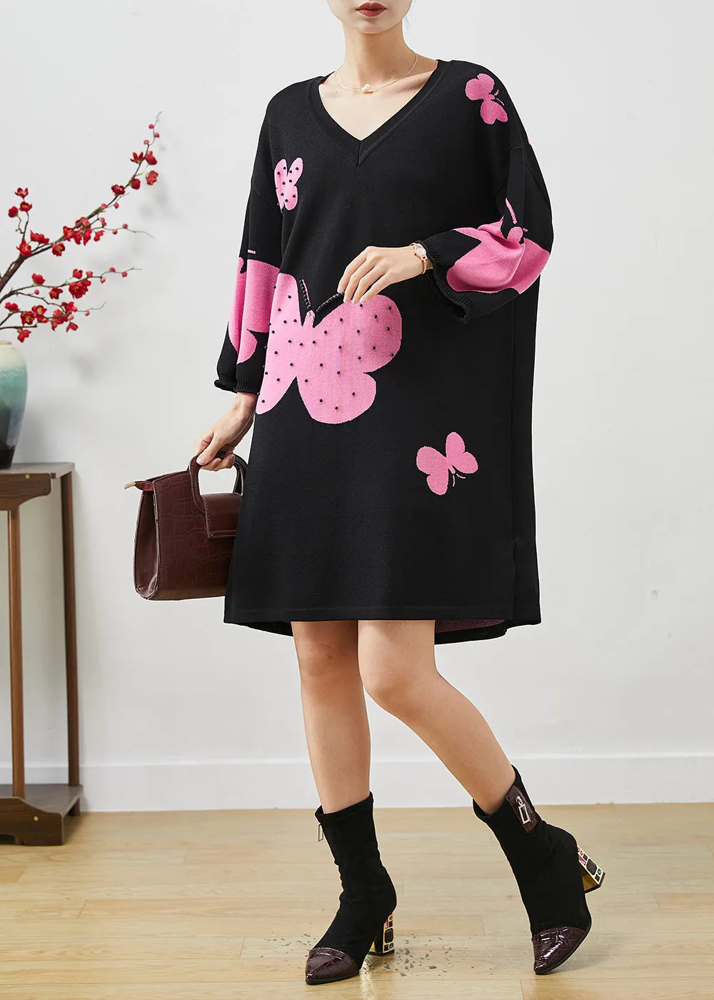Beautifully Crafted Dress in a Classic Style