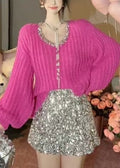Classic Vintage Sweater with a Flattering Fit
