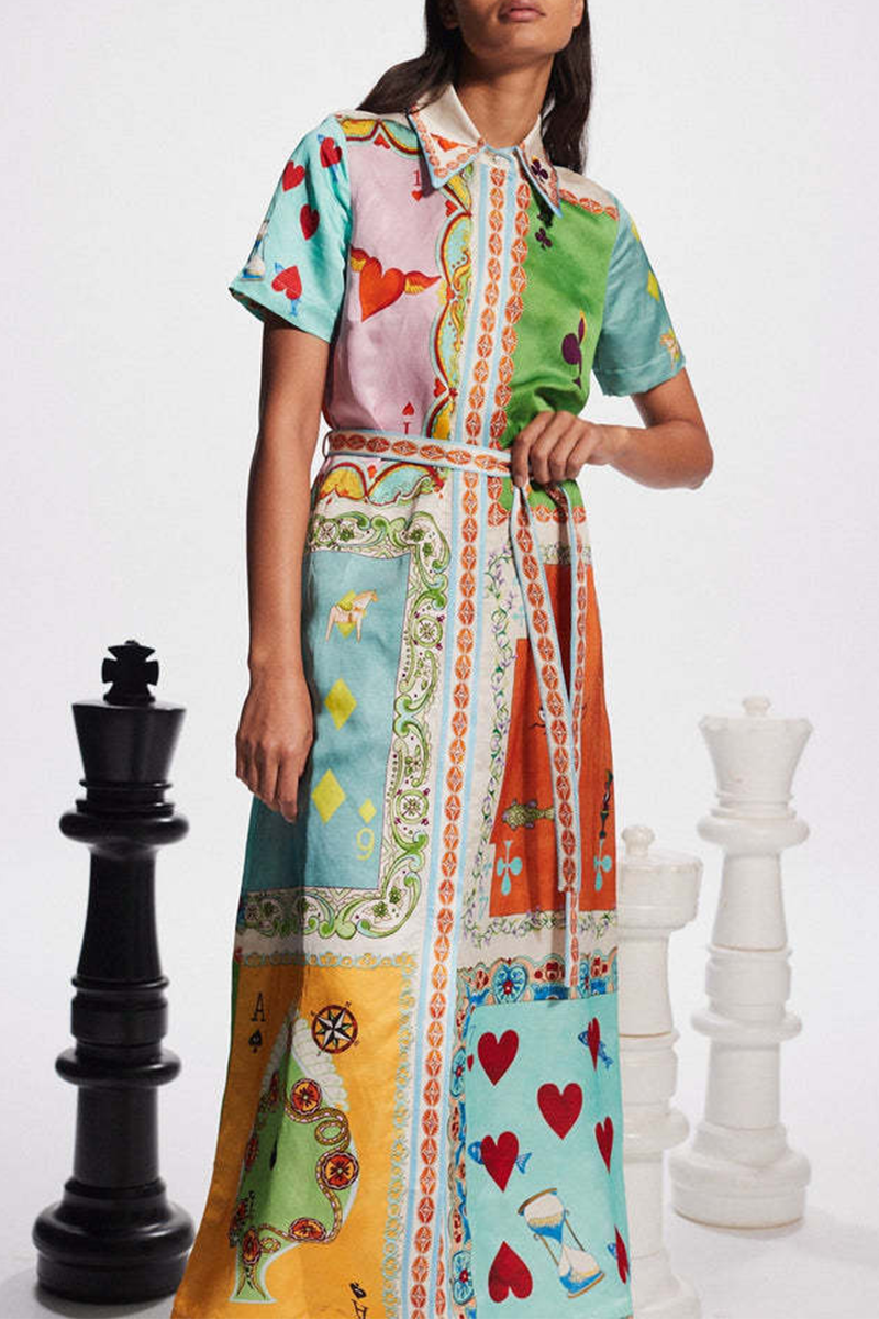 Gracefully Styled Dress for Any Occasion