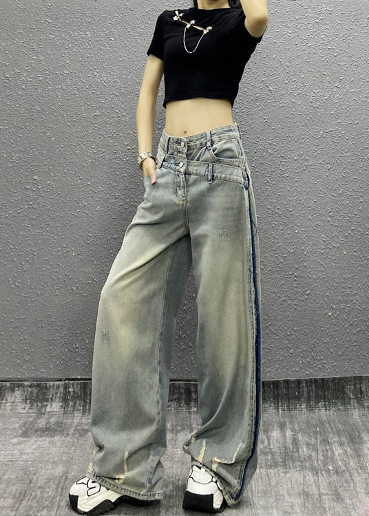 Effortlessly Elegant Pants with a Timeless Design