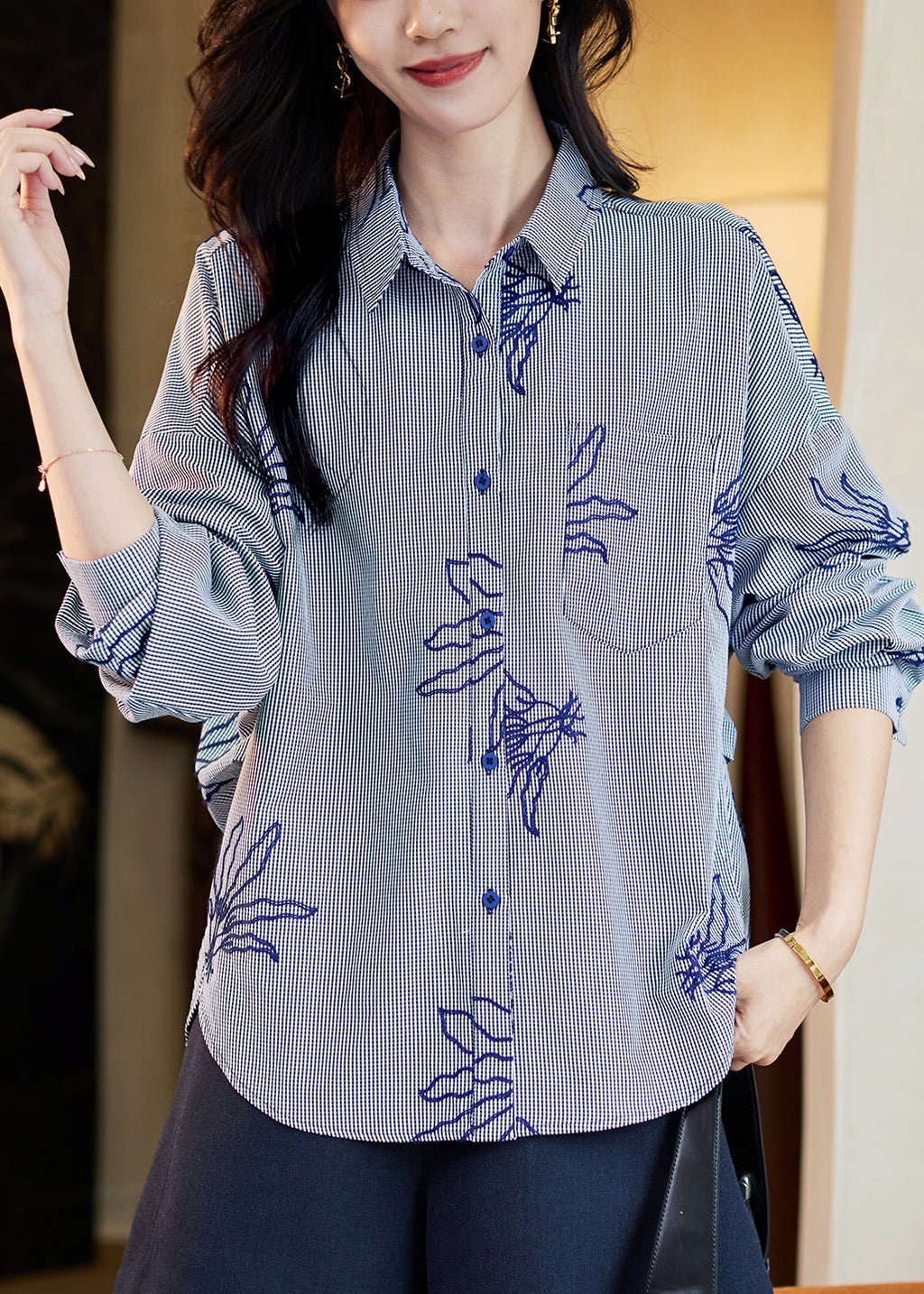 Sophisticated Shirt with a Clean Classic Look