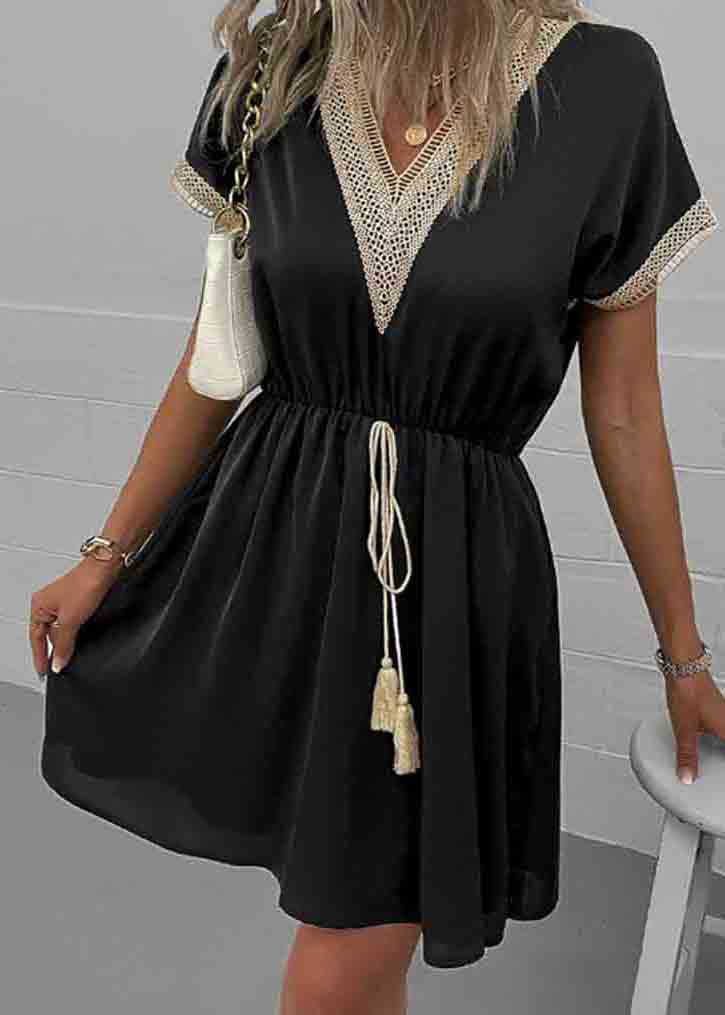 Polished Dress with an Effortless Classic Look