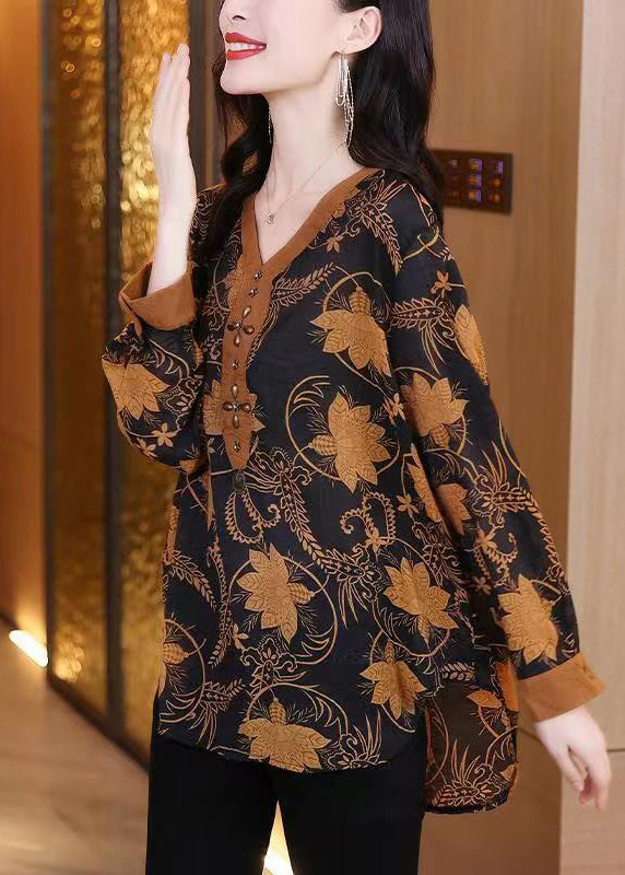 Well Tailored Top with a Graceful Silhouette