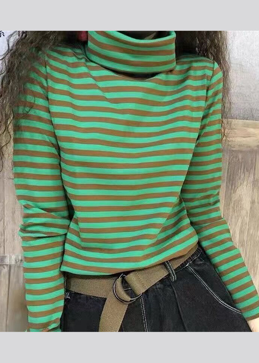 Beautifully Crafted Blouse in a Classic Style