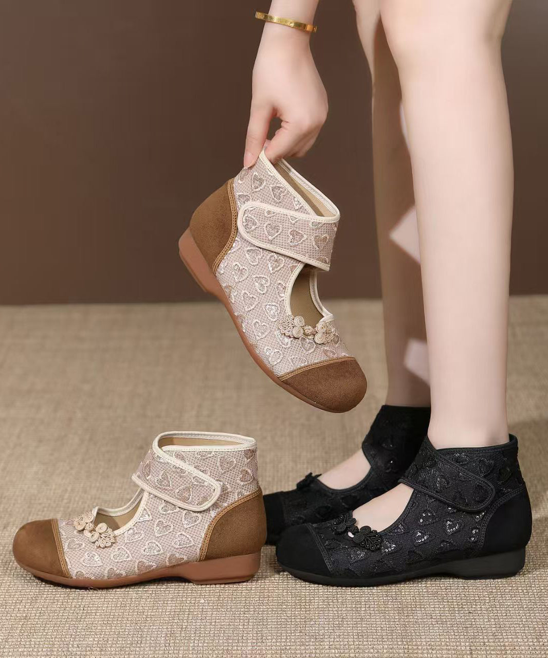 Graceful Orthopedic Shoes for Modern Look