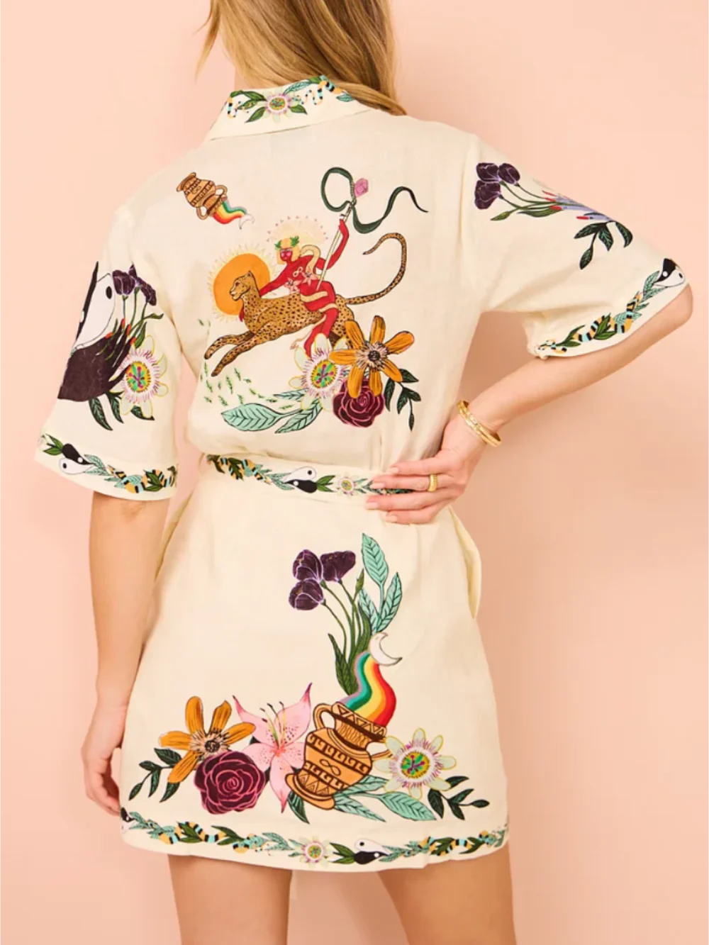Well Tailored Dress with a Graceful Silhouette