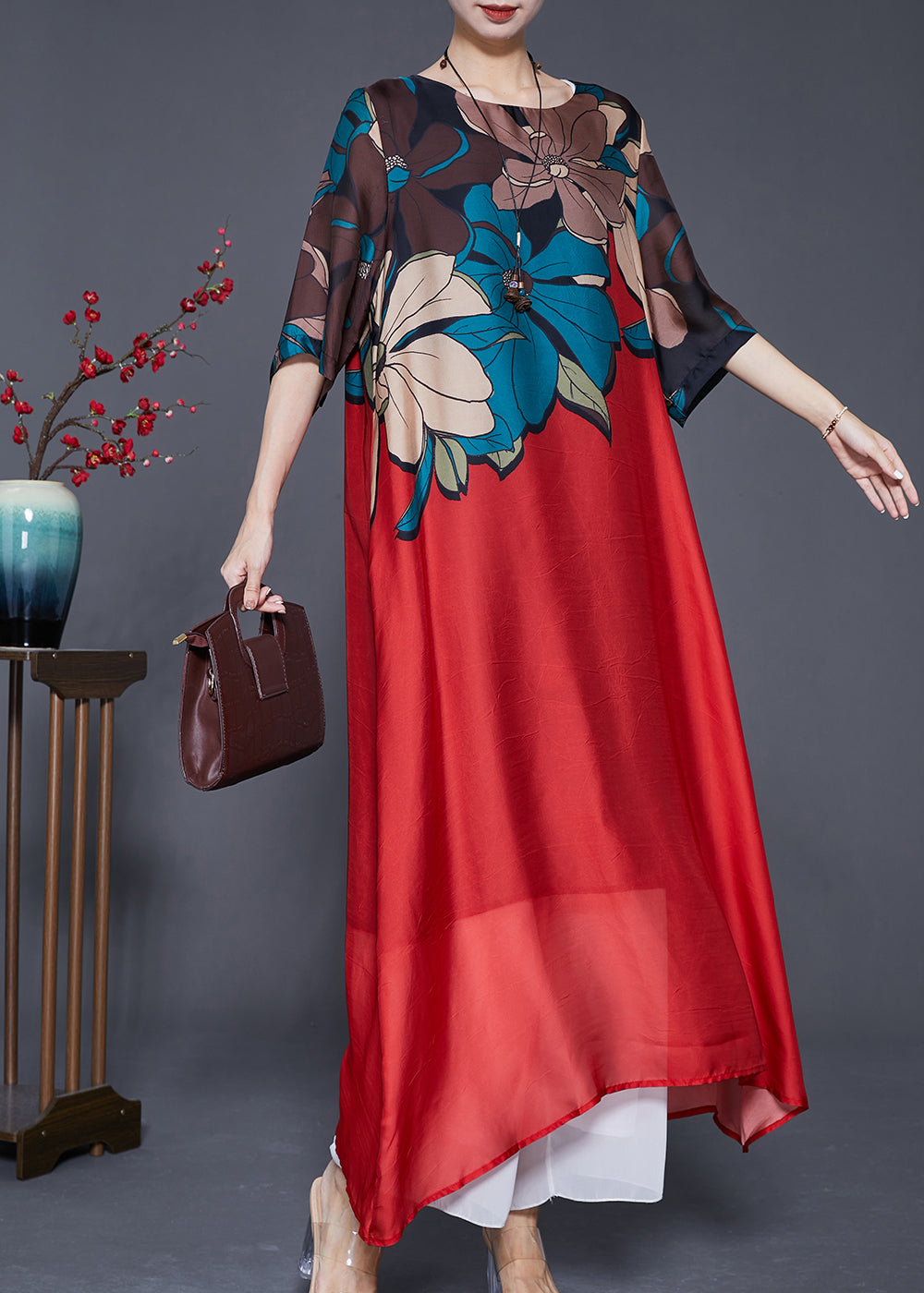 Classic Vintage & Enduringly Stylish Dress