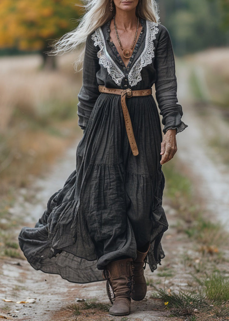 Beautifully Finished Dress in a Timeless Design