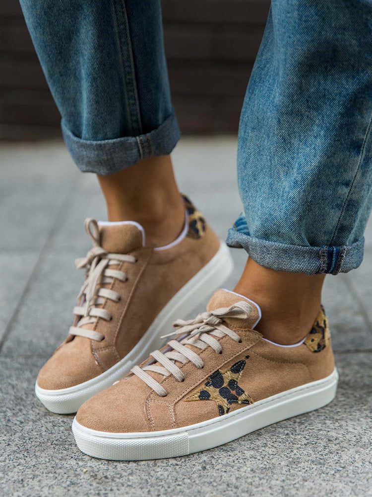 Graceful Orthopedic Shoes for Modern Look