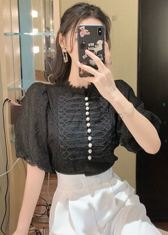 Classic Vintage Top with a Flattering Fit