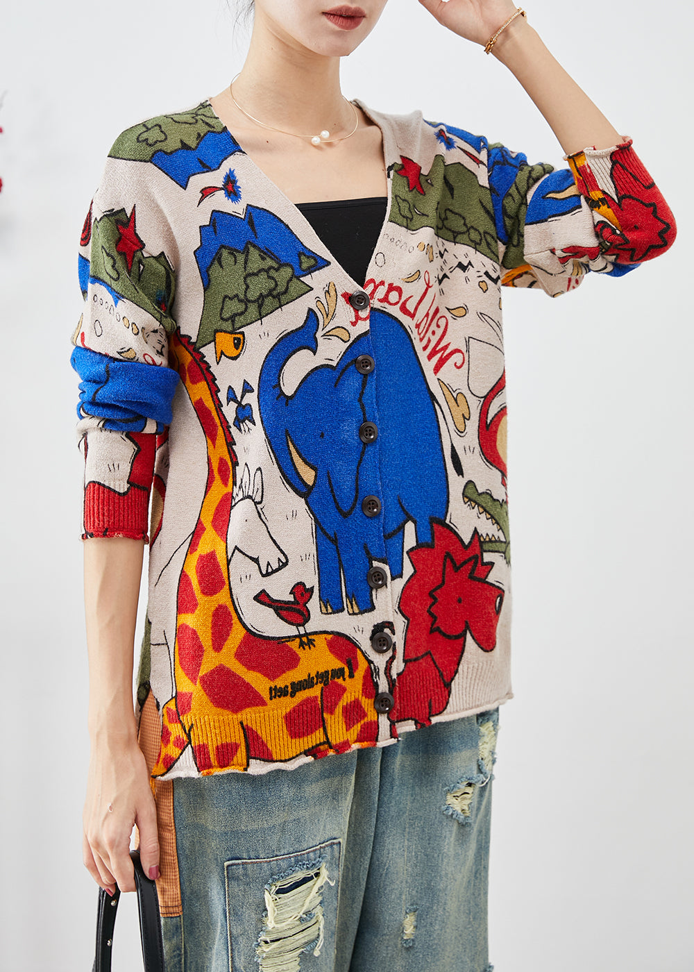 Well Tailored Top with a Graceful Silhouette