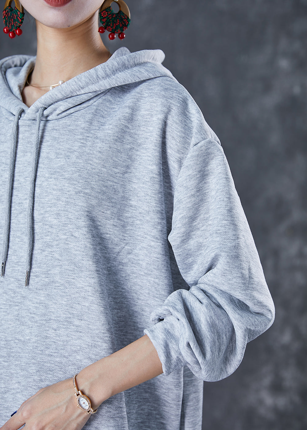 Classic Vintage Pullover with a Flattering Fit