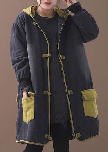 Gracefully Styled Coat for Any Occasion