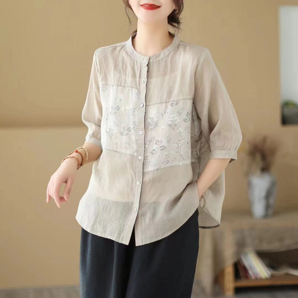 Sophisticated Blouse with a Clean Classic Look
