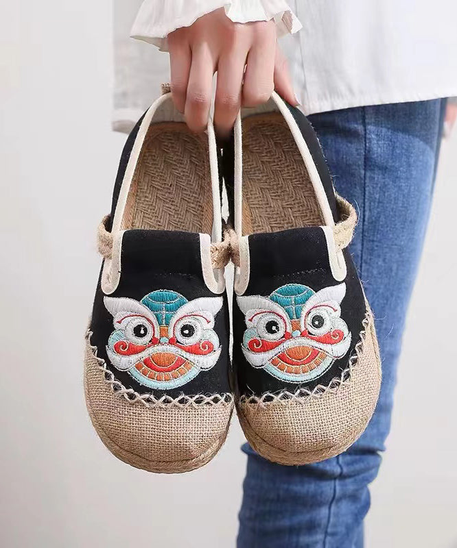 Chic Orthopedic Shoes with Unique Design