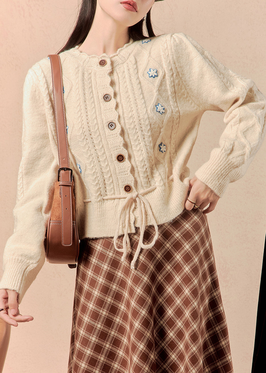 Elegantly Styled Sweater for Everyday Wear