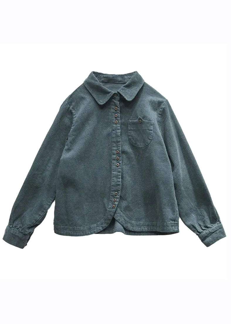Well Tailored Coat with a Graceful Silhouette