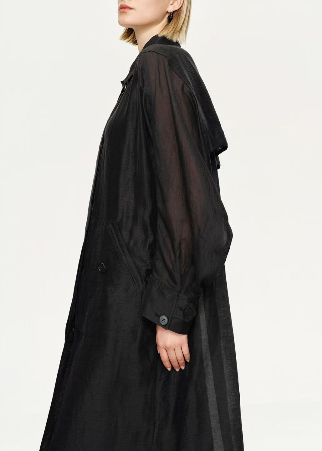 Elegantly Styled Coat for Everyday Wear