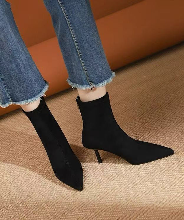 Graceful Orthopedic Boots for Modern Look