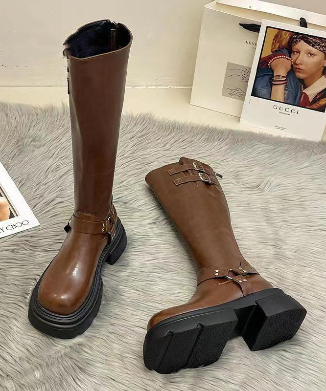 Graceful Orthopedic Boots for Modern Look