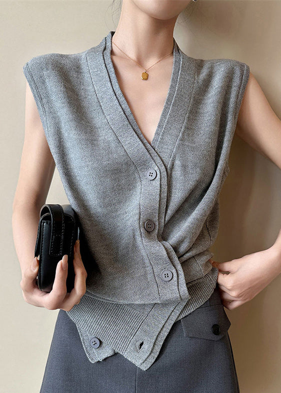 Beautifully Finished Garment in a Timeless Design