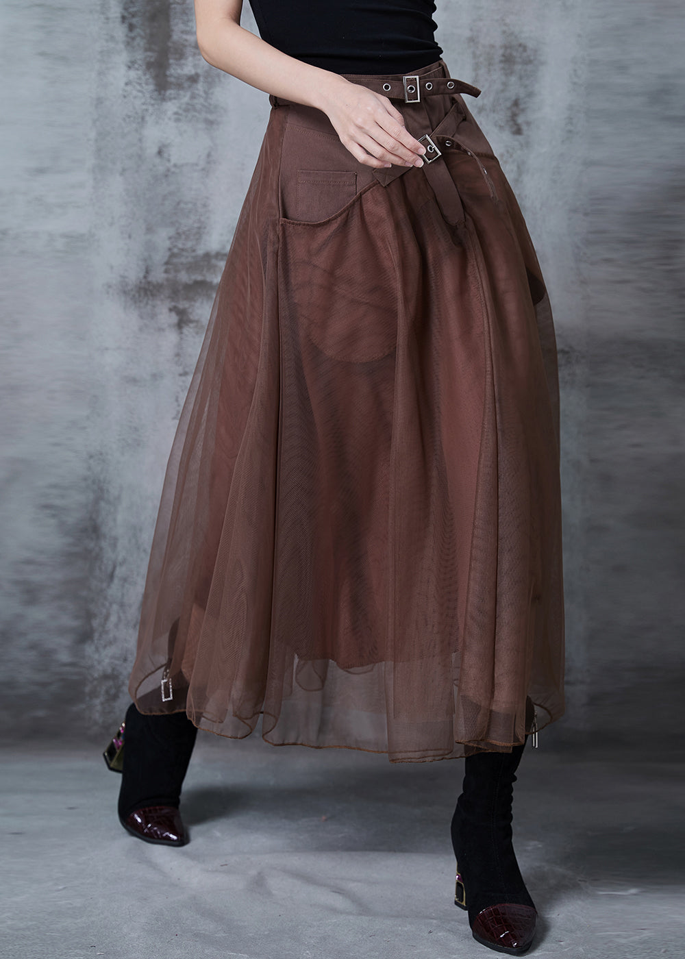 Well Tailored Garment with a Graceful Silhouette