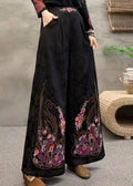 Elegantly Styled Pants for Everyday Wear