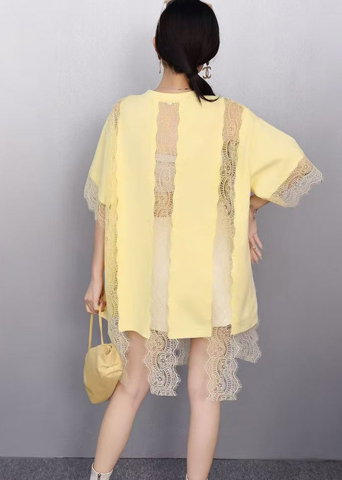 Effortlessly Elegant Top with a Timeless Design