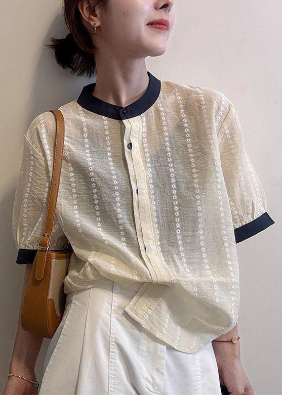 Well Tailored Shirt with a Graceful Silhouette