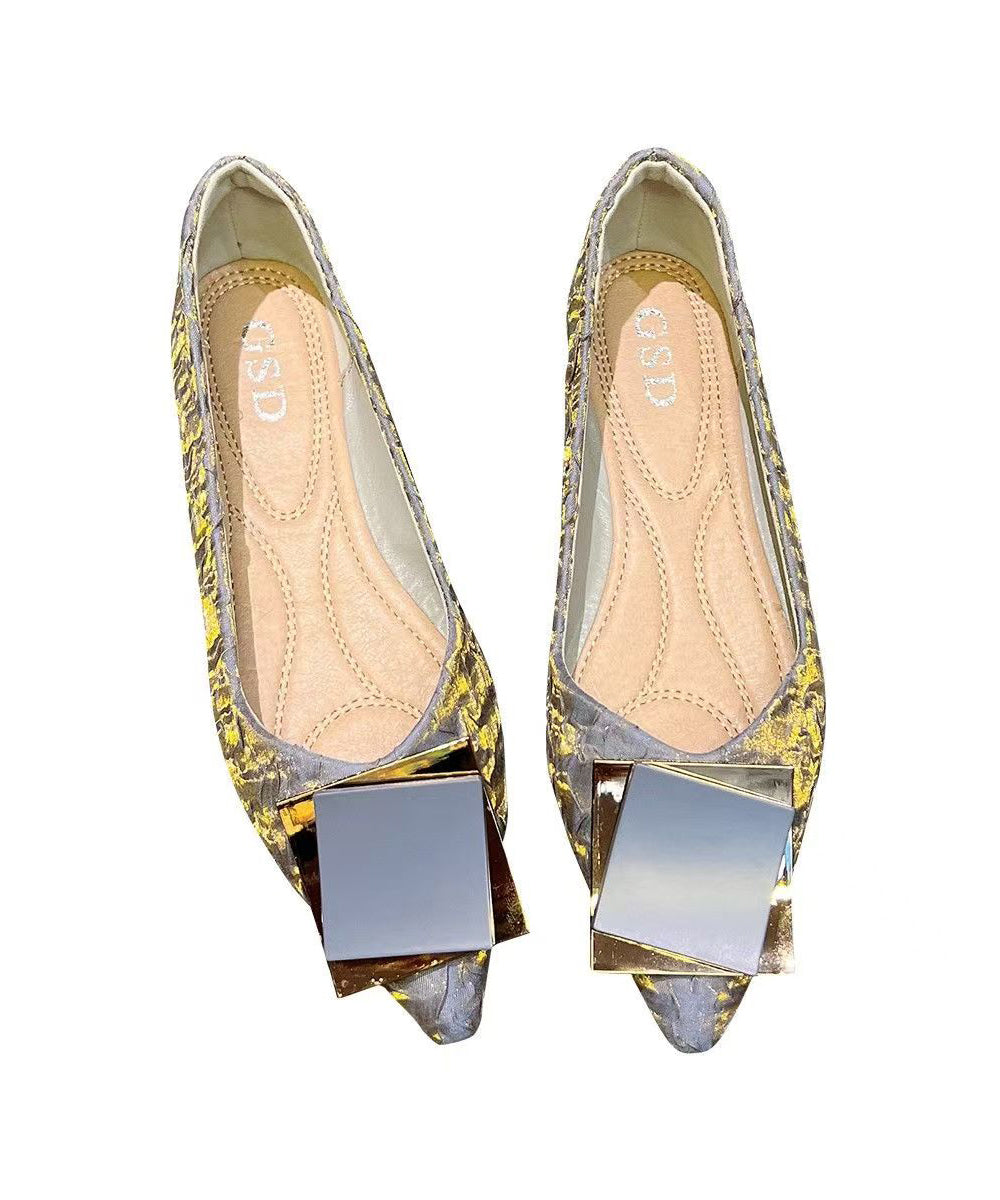 Graceful Orthopedic Flats for Modern Look