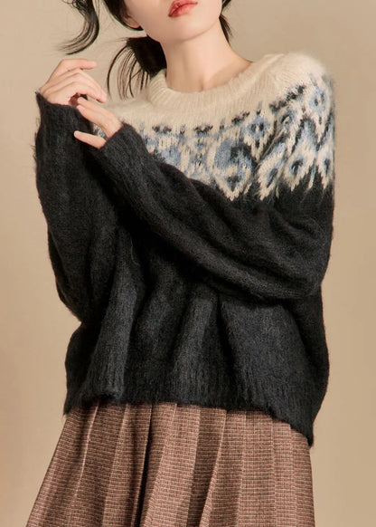 Beautifully Finished Sweater in a Timeless Design