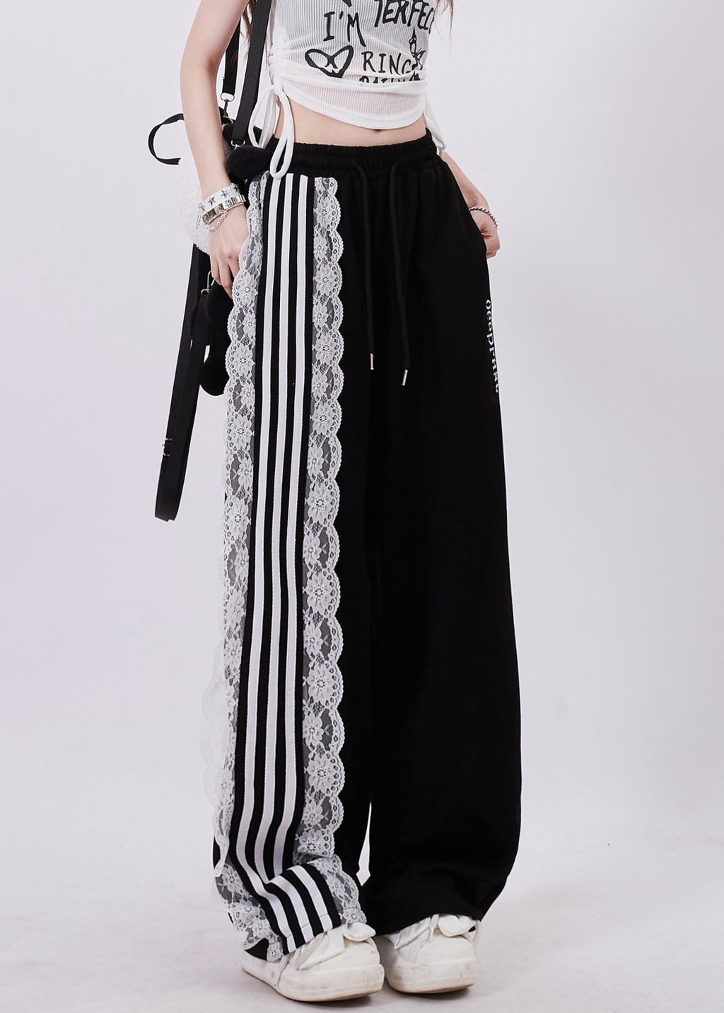 Elegantly Styled Pants for Everyday Wear