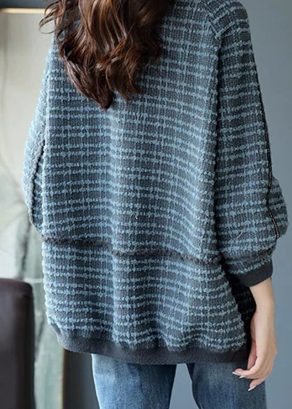 Classic Vintage Coat with a Flattering Fit