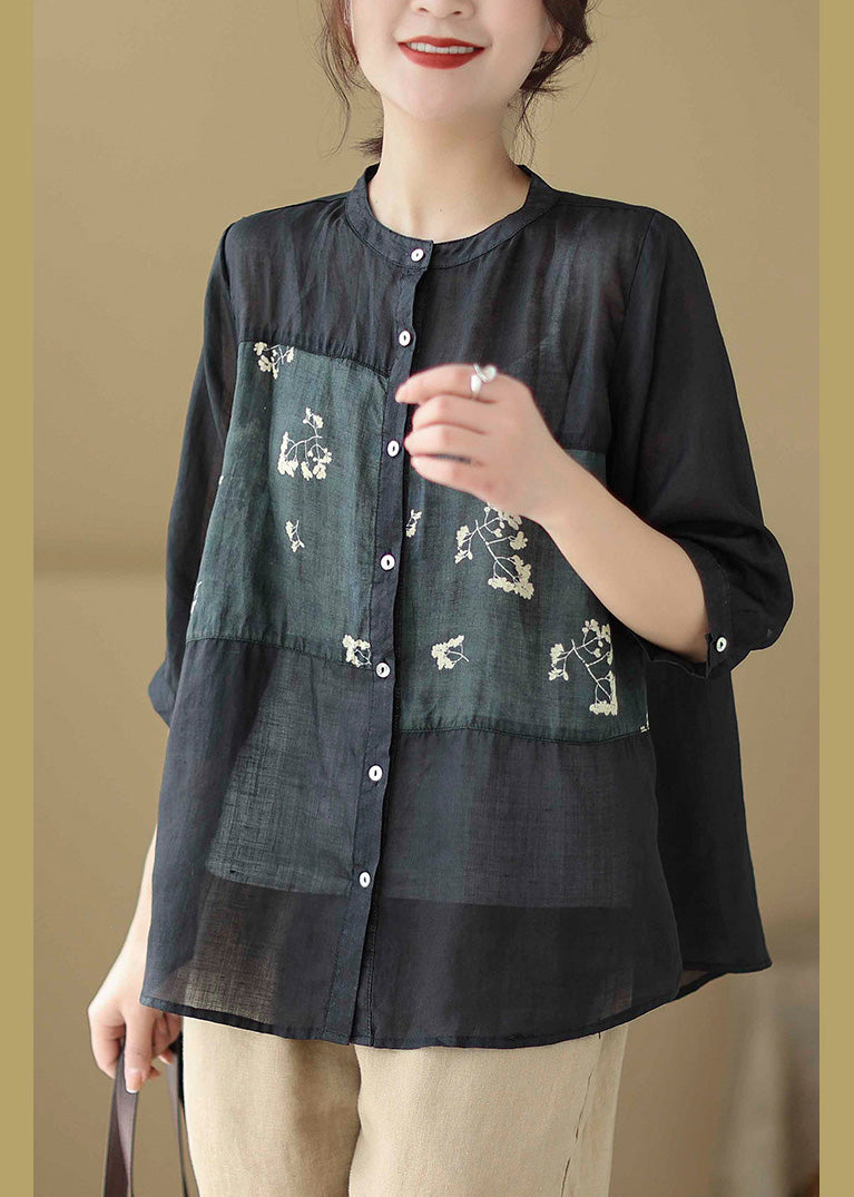 Classic Vintage Shirt with a Flattering Fit